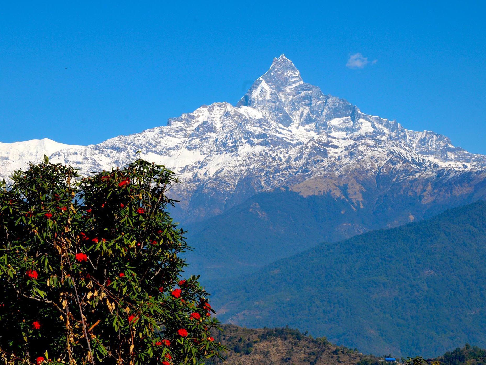 Himalayan Deurali Resort Pokhara Buitenkant foto